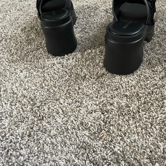 Public Desire Women’s Chunky Heeled slides with buckles nwot size 38/7.5 - Picture 6 of 7